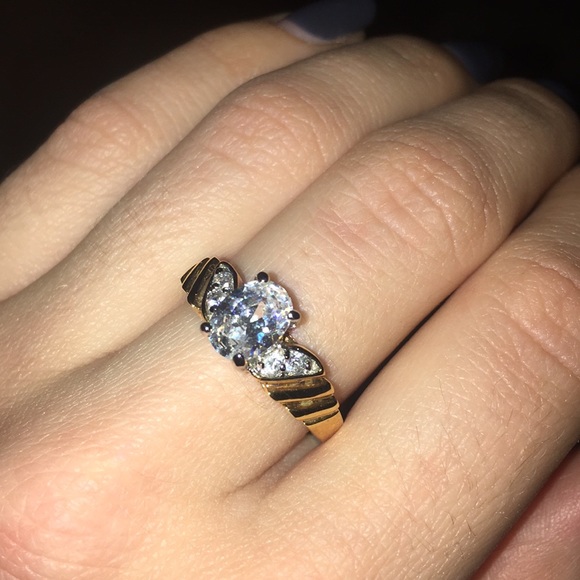 Gold plated ring - Picture 2 of 4